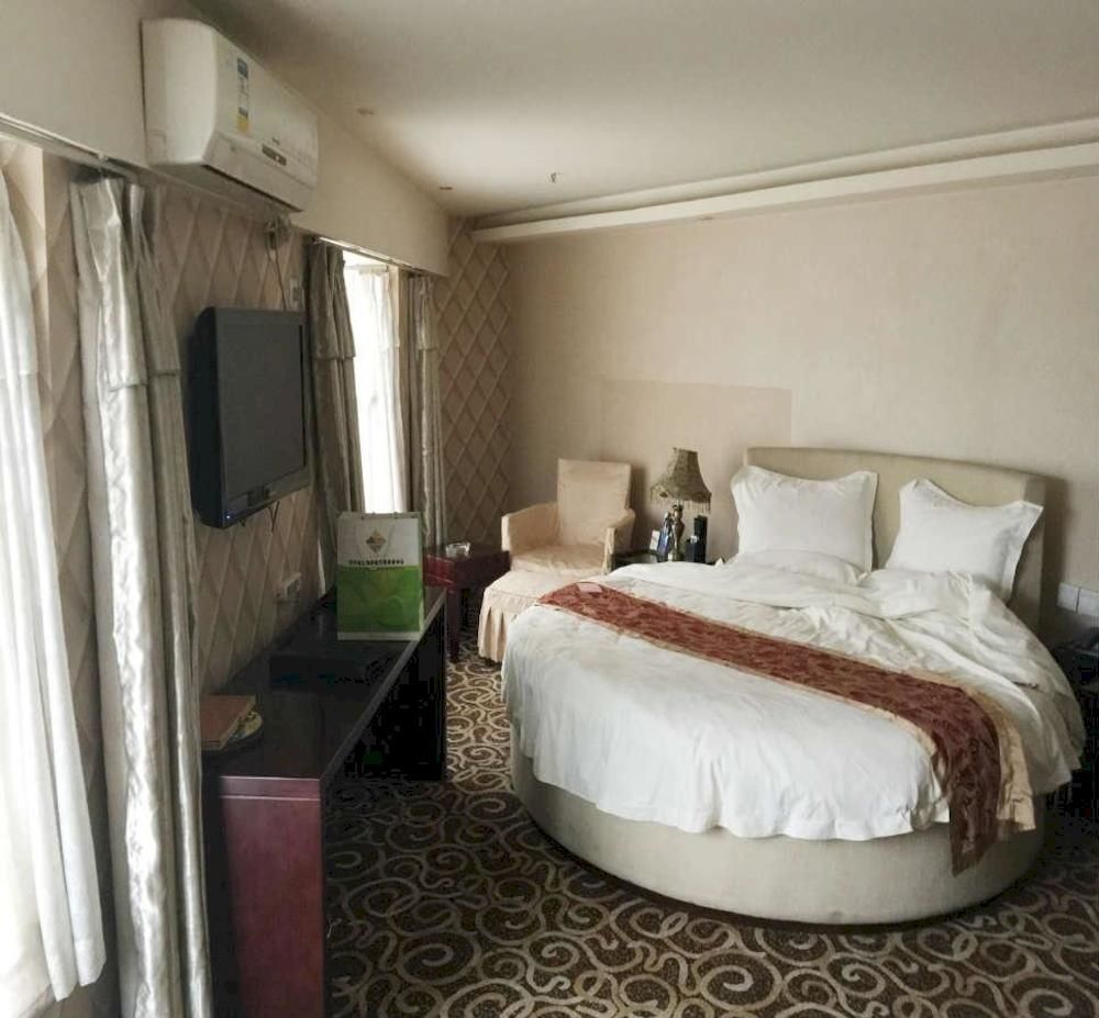 Zunhuang Holzd Ay Hotel 成都 外观 照片